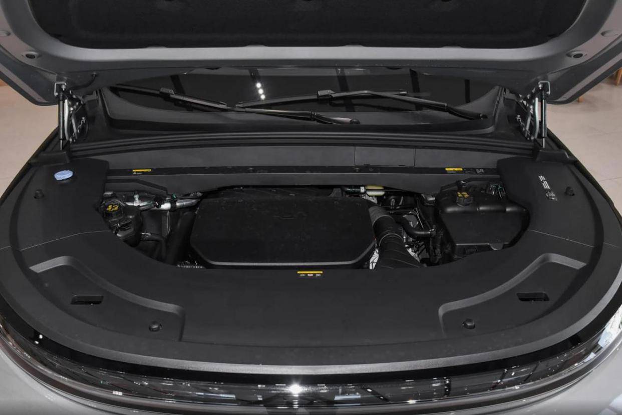 理想l7max怎么样?高速噪音大油耗高的原因 高强度钢铝混合车身