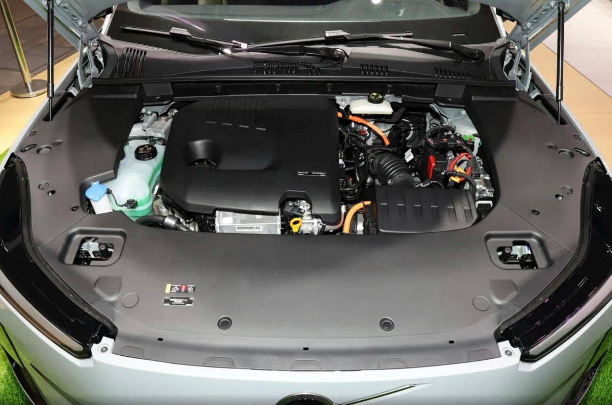 理想l7max怎么样?高速噪音大油耗高的原因 高强度钢铝混合车身