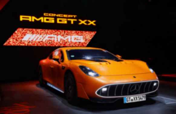 奔驰!星运花城 梅赛德斯-奔驰登陆2025广州国际车展