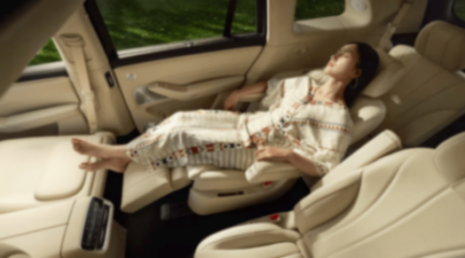 销量与口碑双印证:问界m8用13万 选择定义新豪华出行