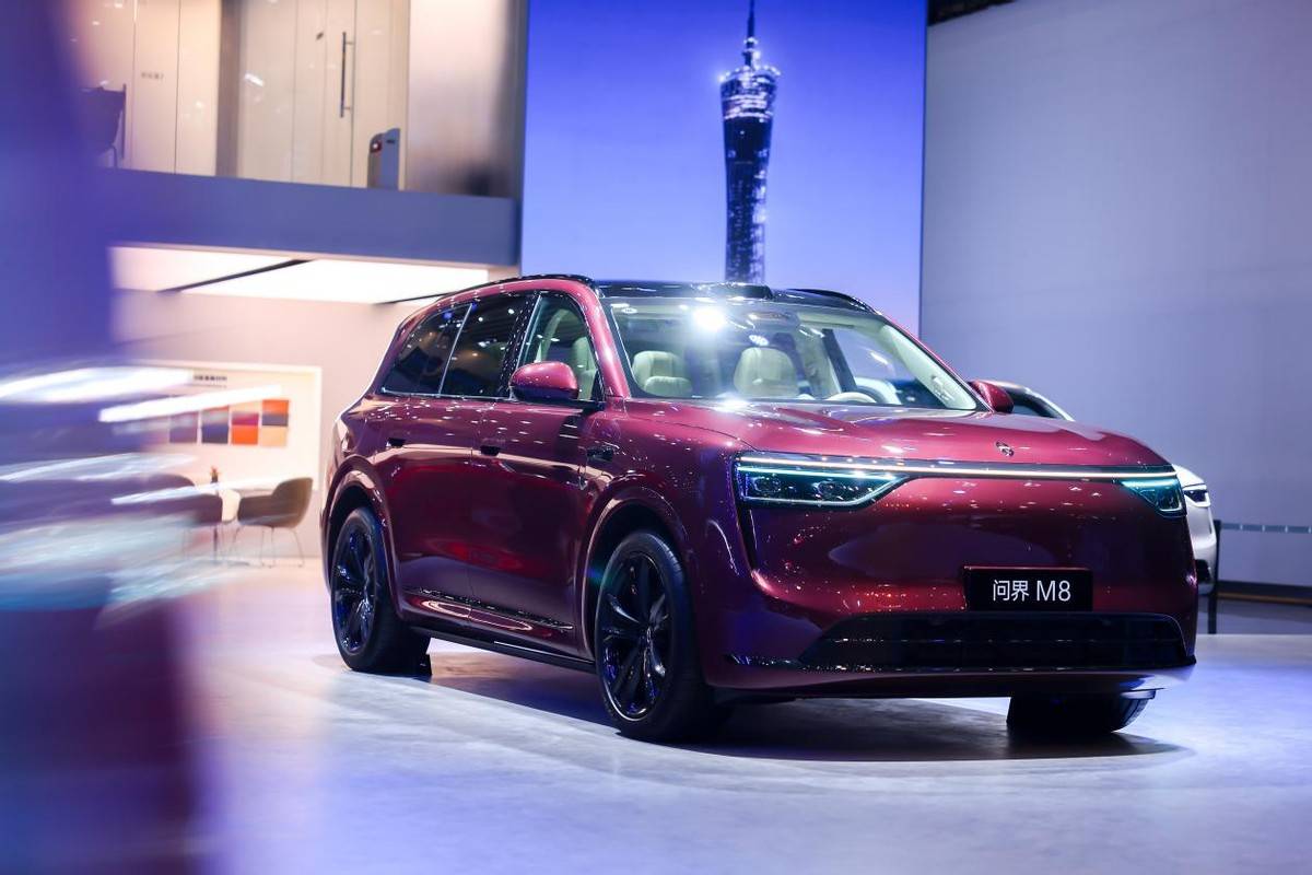 销量与口碑双印证:问界m8用13万 选择定义新豪华出行